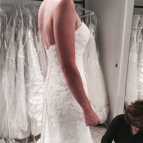 Demetrios Wedding dress cb 7674 size 2, altered to fit dress size 2 - Picture 10 of 12